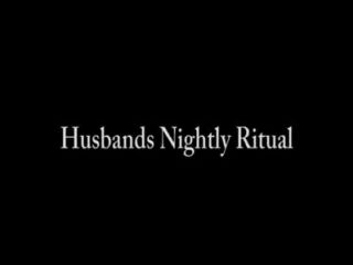 丈夫每晚儀式腳戀物癖