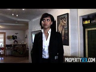 propertysex可爱的房地产经纪人与客户肮脏的pov性视频