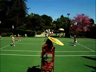 裸網球