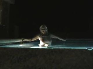 erstes視頻am游泳池馬洛卡