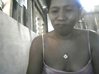 菲律宾妈妈樱桃加香，露出乳头在凸轮上